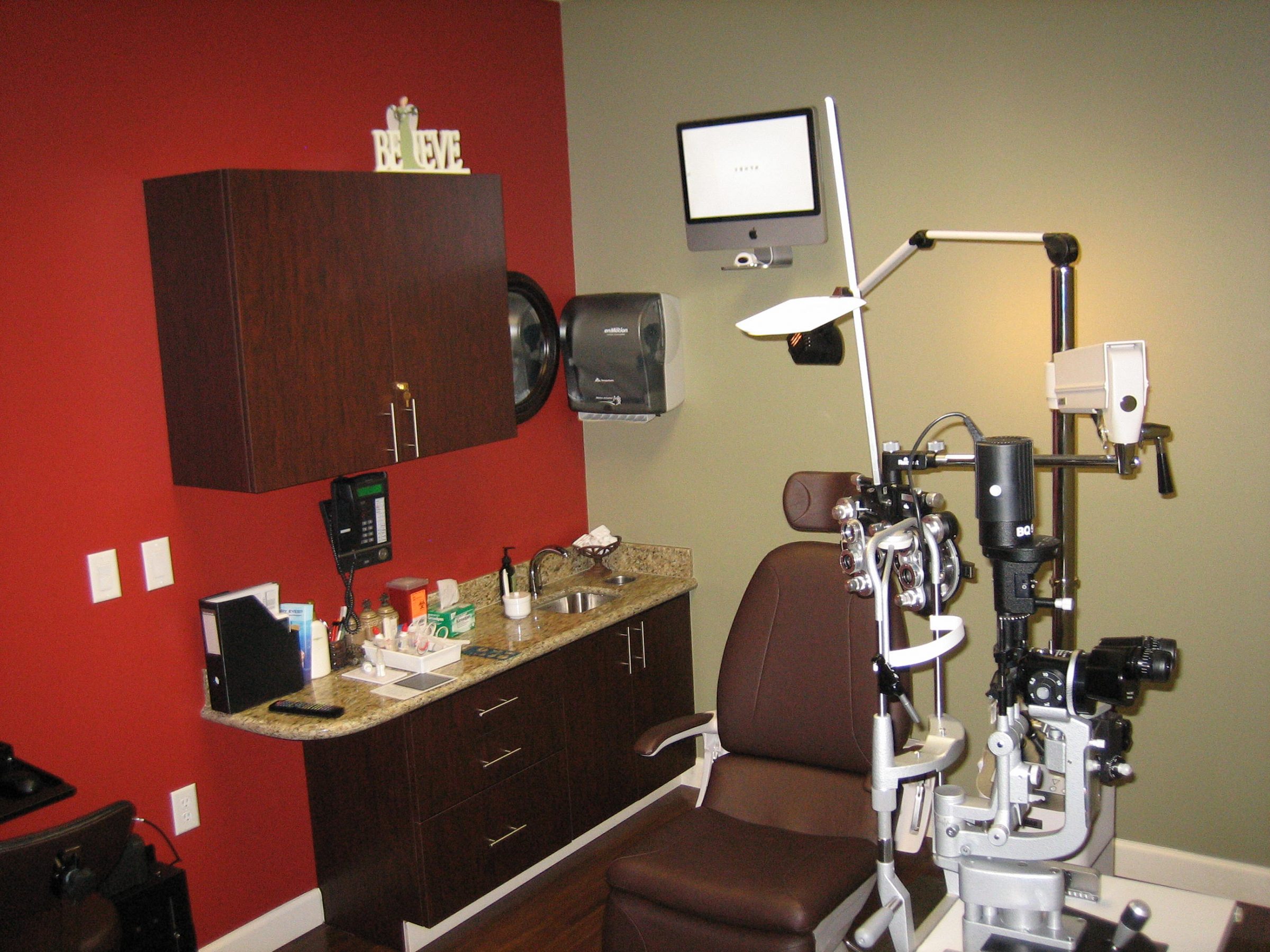 eye exam room